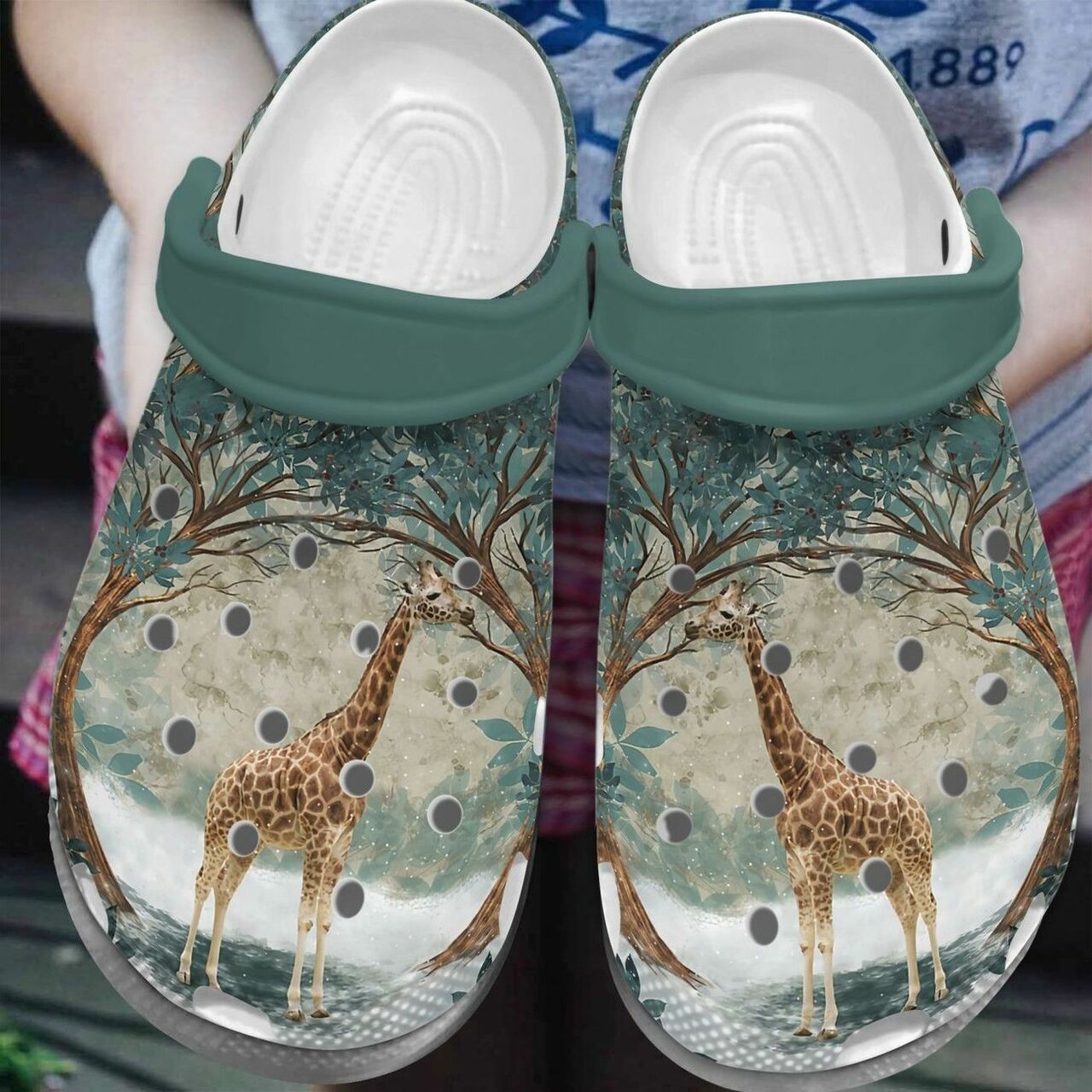 Detail Giraffe Crocs Nomer 12