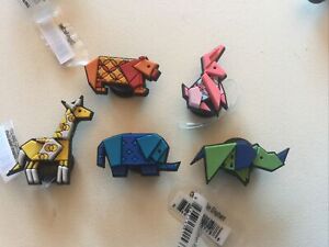 Detail Giraffe Crocs Nomer 26