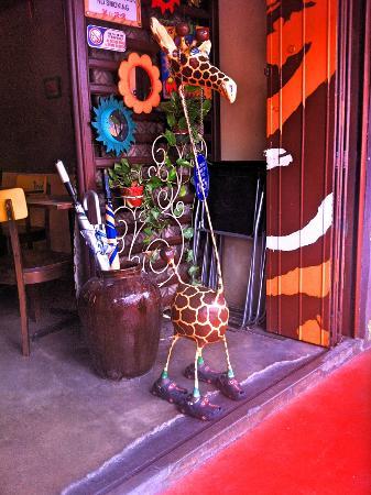 Detail Giraffe Crocs Nomer 36