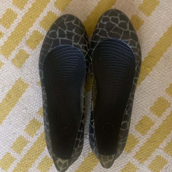 Detail Giraffe Crocs Nomer 53