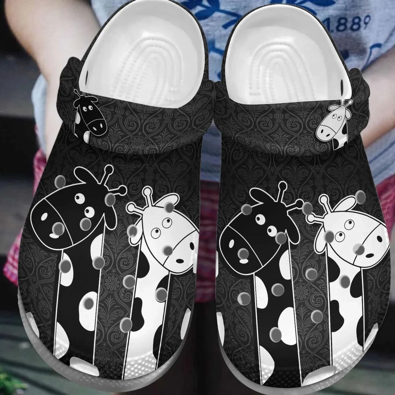 Detail Giraffe Crocs Nomer 54