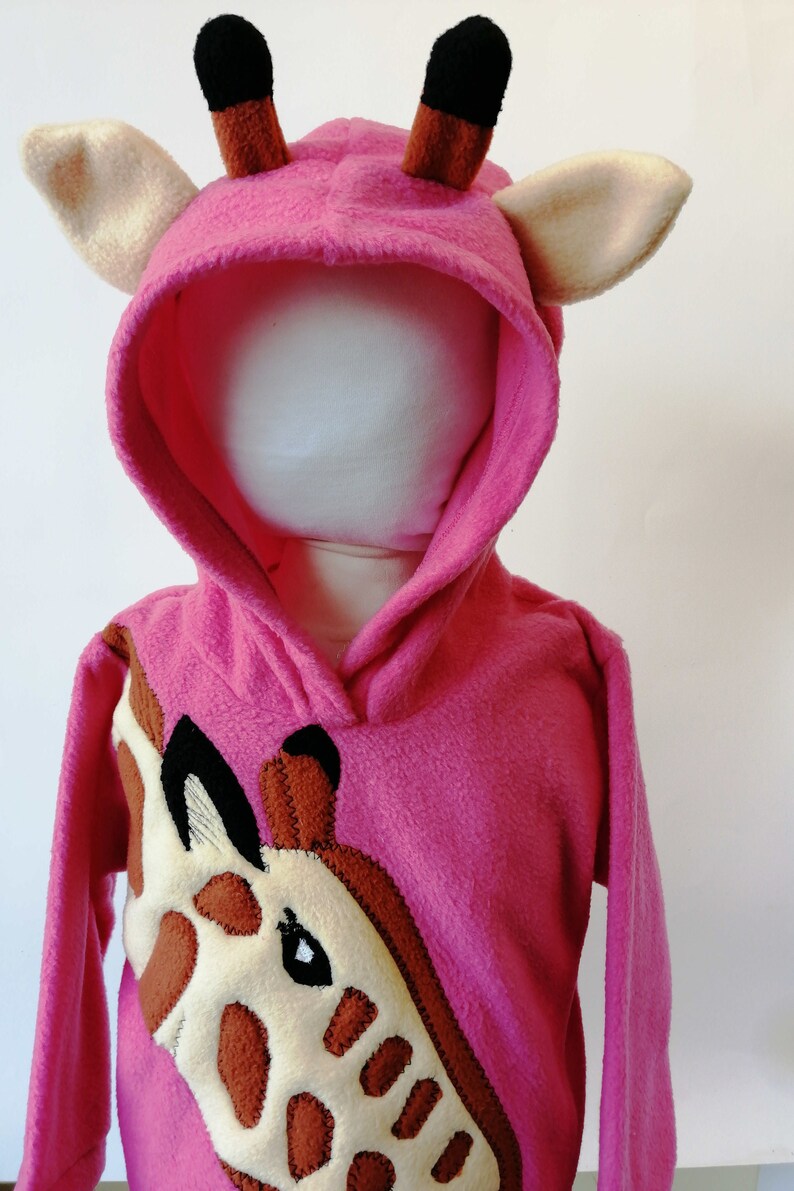 Detail Giraffe Hoodie With Ears Nomer 2