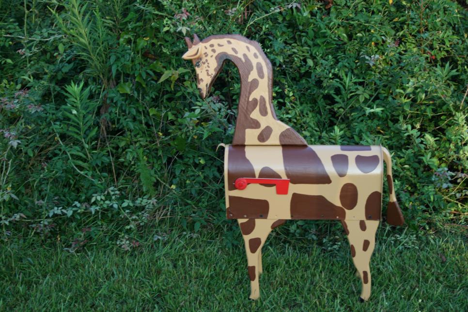 Detail Giraffe Mailbox Nomer 14