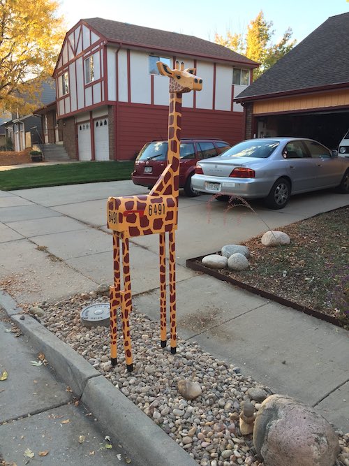 Detail Giraffe Mailbox Nomer 16