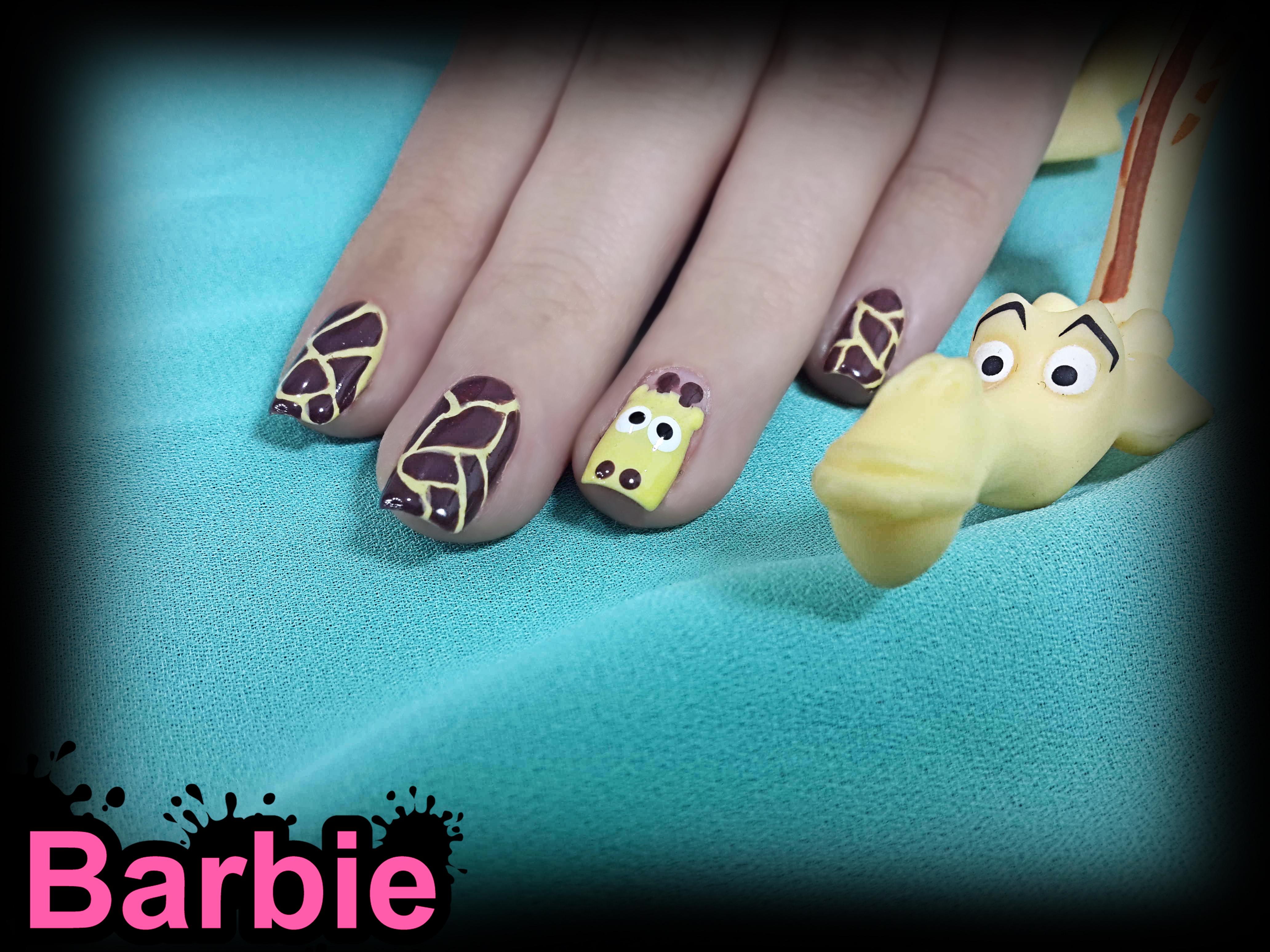 Detail Giraffe Nail Designs Nomer 45