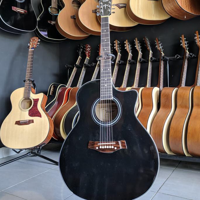 Detail Gitar Akustik Custom Nomer 40