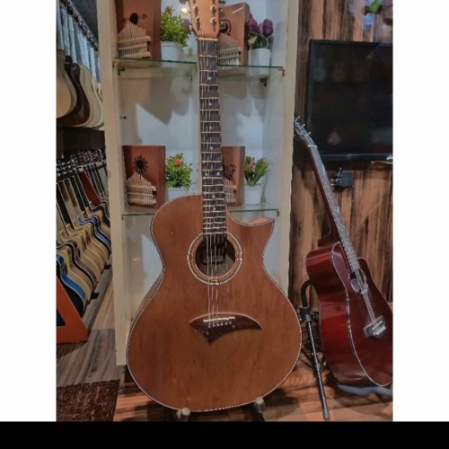 Detail Gitar Akustik Custom Nomer 49