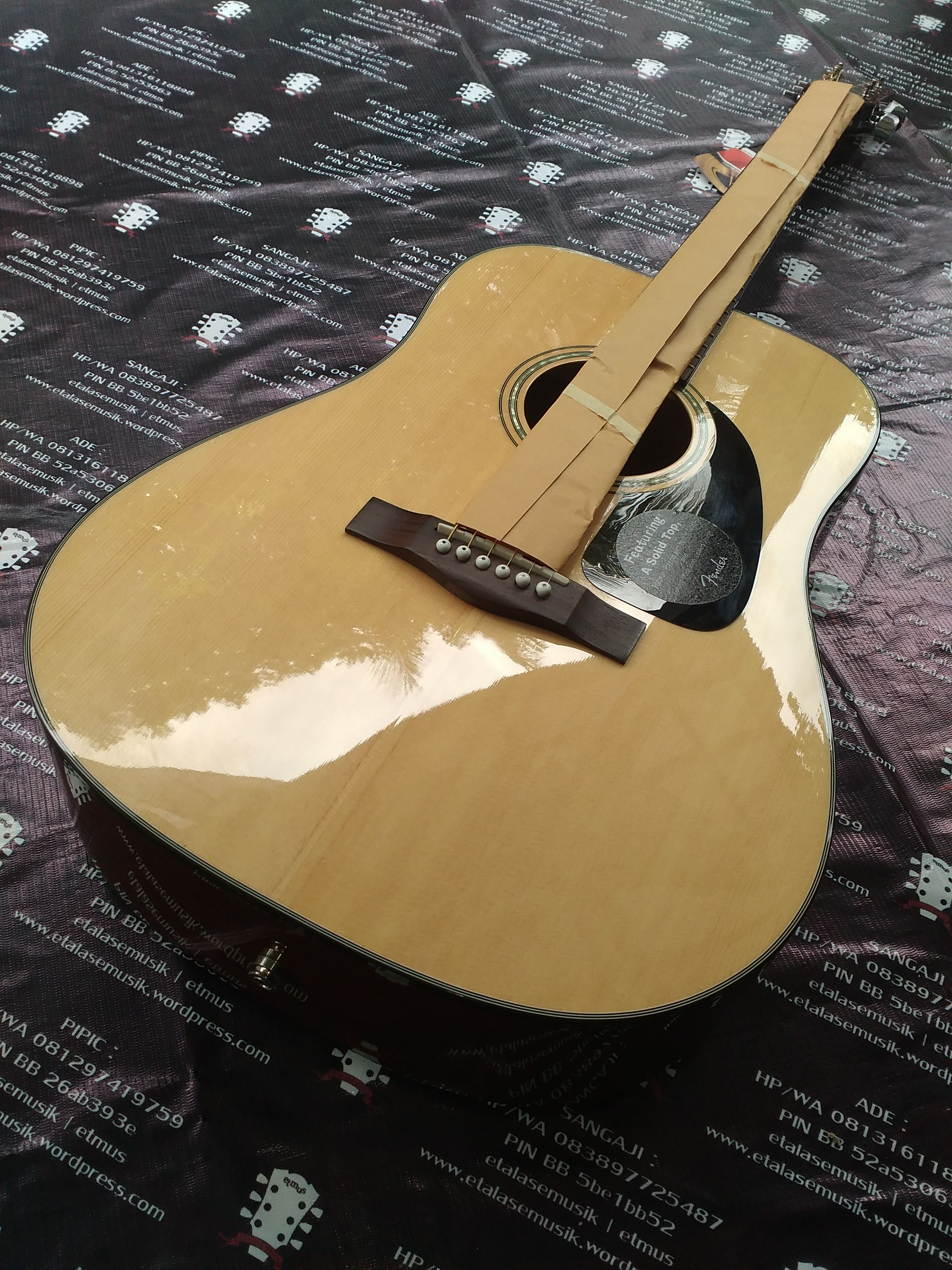 Detail Gitar Akustik Fender Nomer 36
