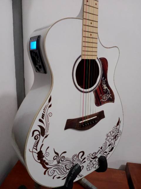 Detail Gitar Akustik Listrik Nomer 12