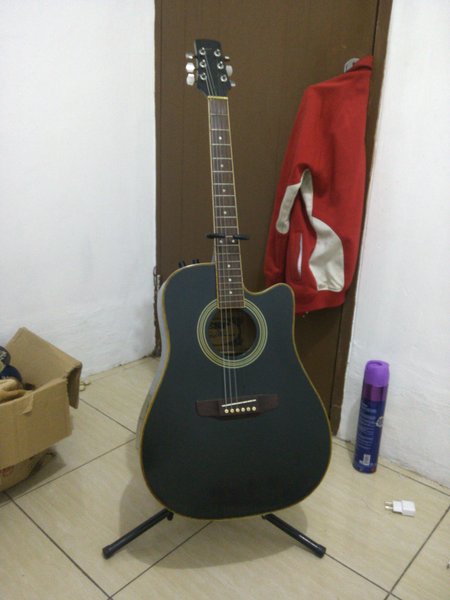 Detail Gitar Akustik Prince Nomer 3