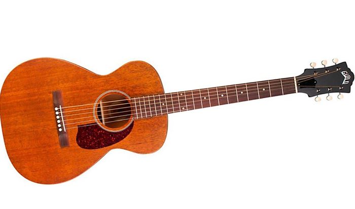 Detail Gitar Akustik Sedang Nomer 13