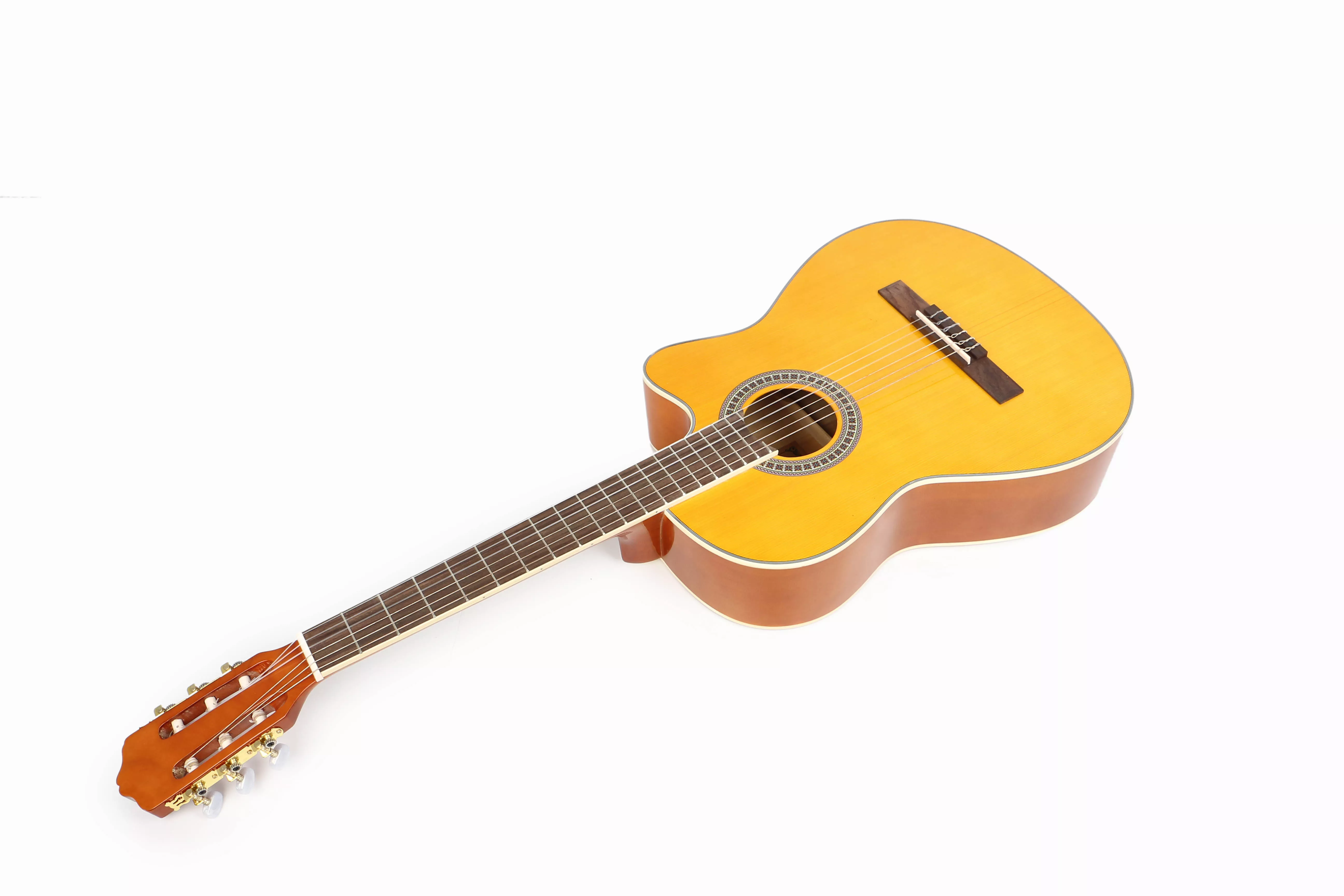 Detail Gitar Akustik Sedang Nomer 44