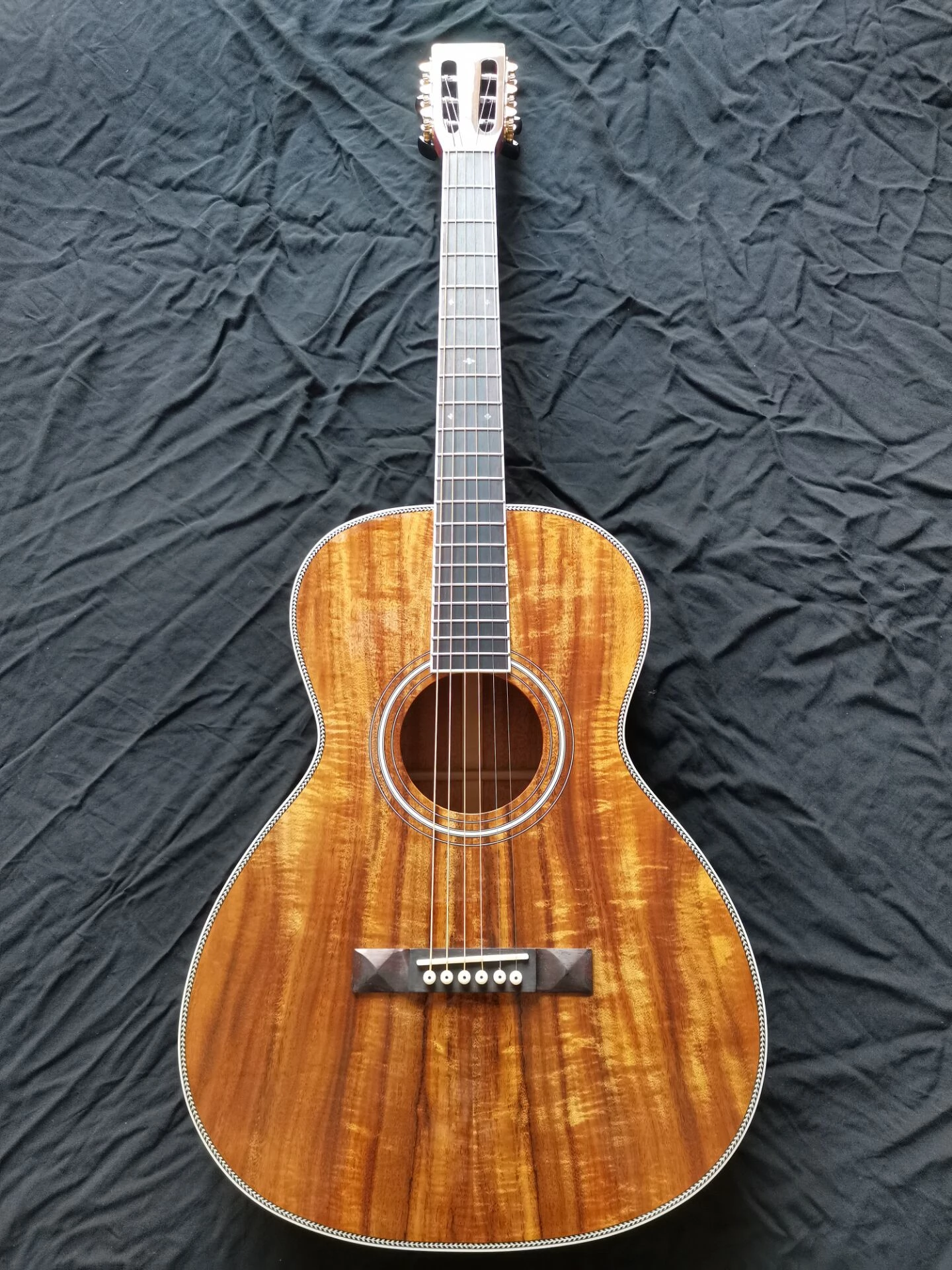 Detail Gitar Estetik Nomer 55