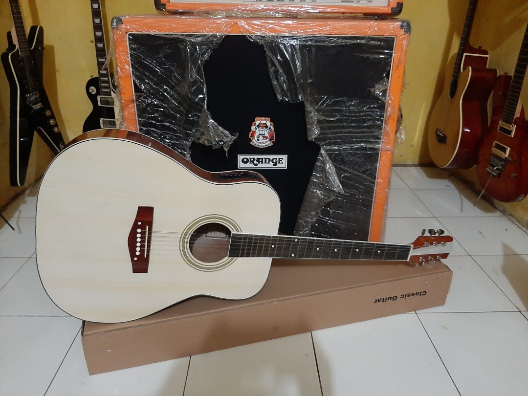 Detail Gitar Listrik Akustik Nomer 20