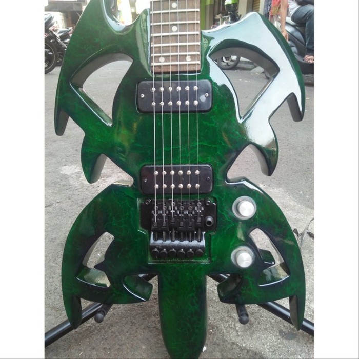 Detail Gitar Listrik Metal Nomer 6