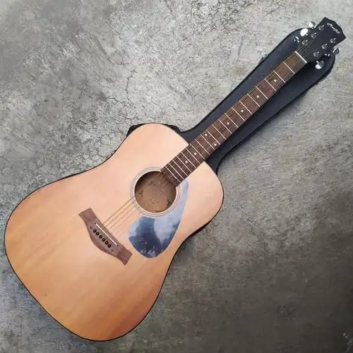 Detail Gitar Warna Coklat Nomer 8