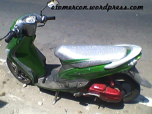 Detail Glitter Cat Motor Nomer 40