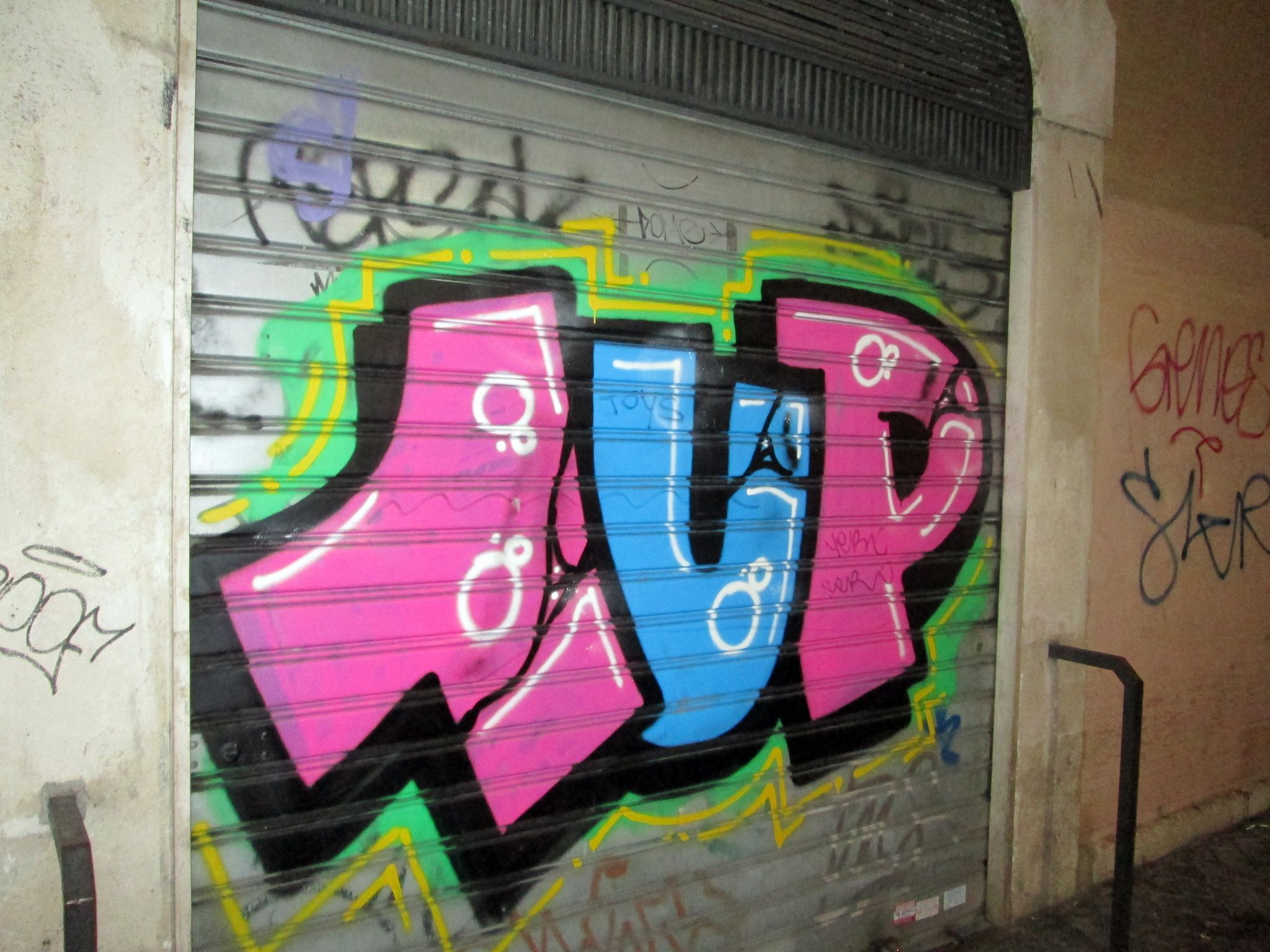 Detail 1up Graffiti Nomer 22