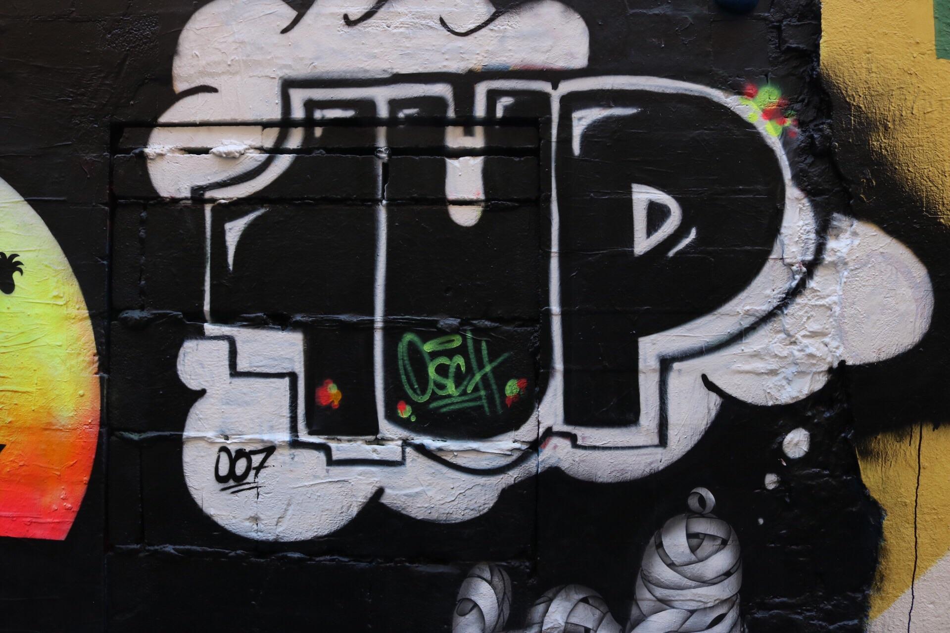 Detail 1up Graffiti Nomer 46
