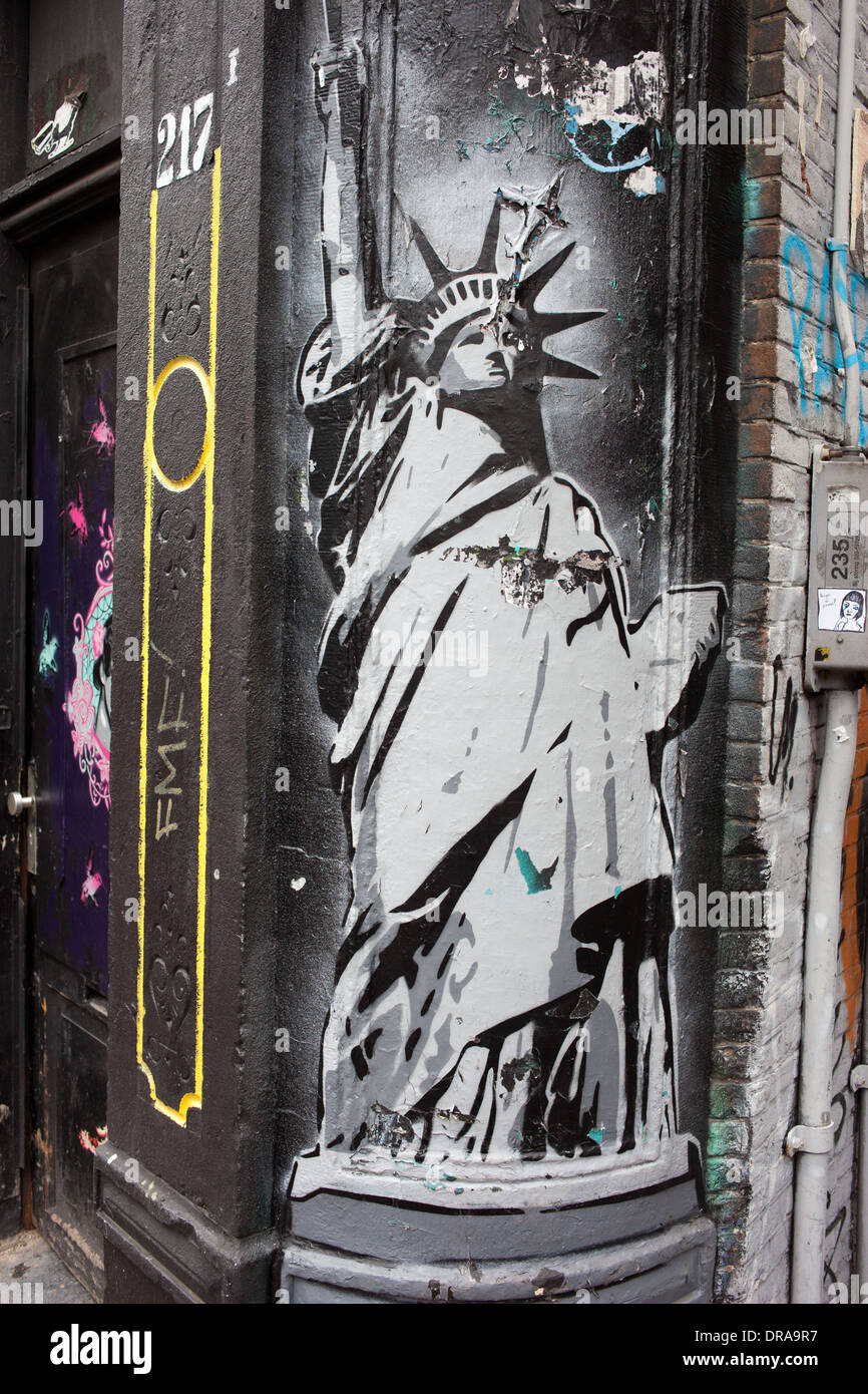 Detail 3d Liberty Statue Graffiti Nomer 32