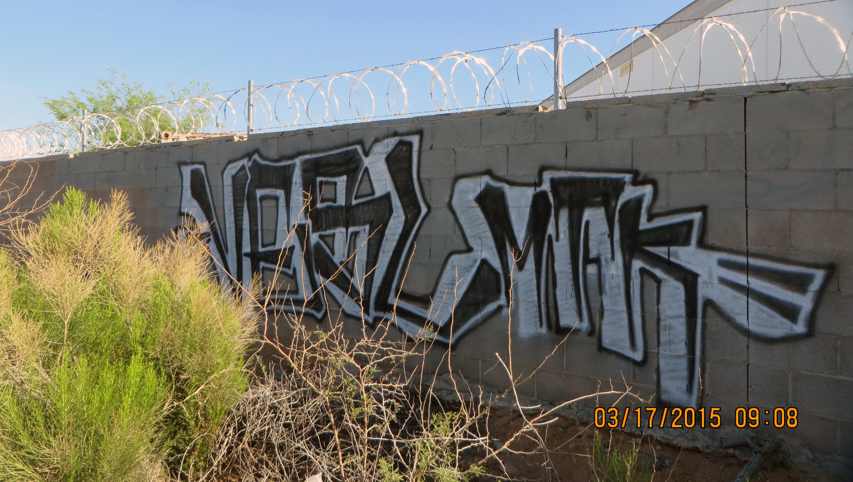 Detail A Z Graffiti Does Nomer 13