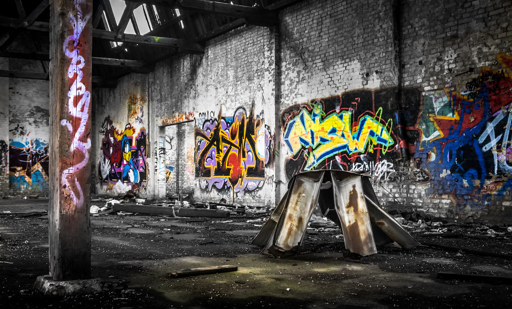 Detail Abandoned Graffiti Nomer 2