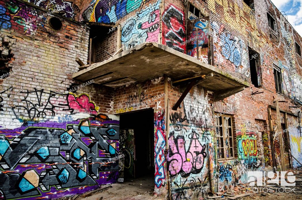 Detail Abandoned Graffiti Nomer 25