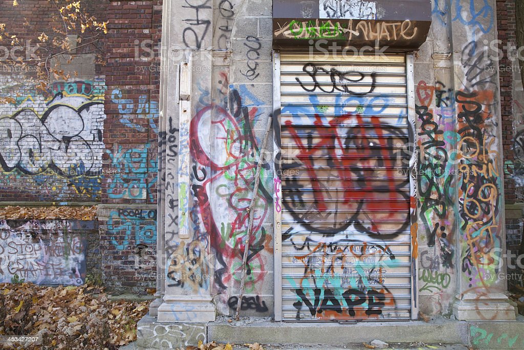 Detail Abandoned Graffiti Nomer 34