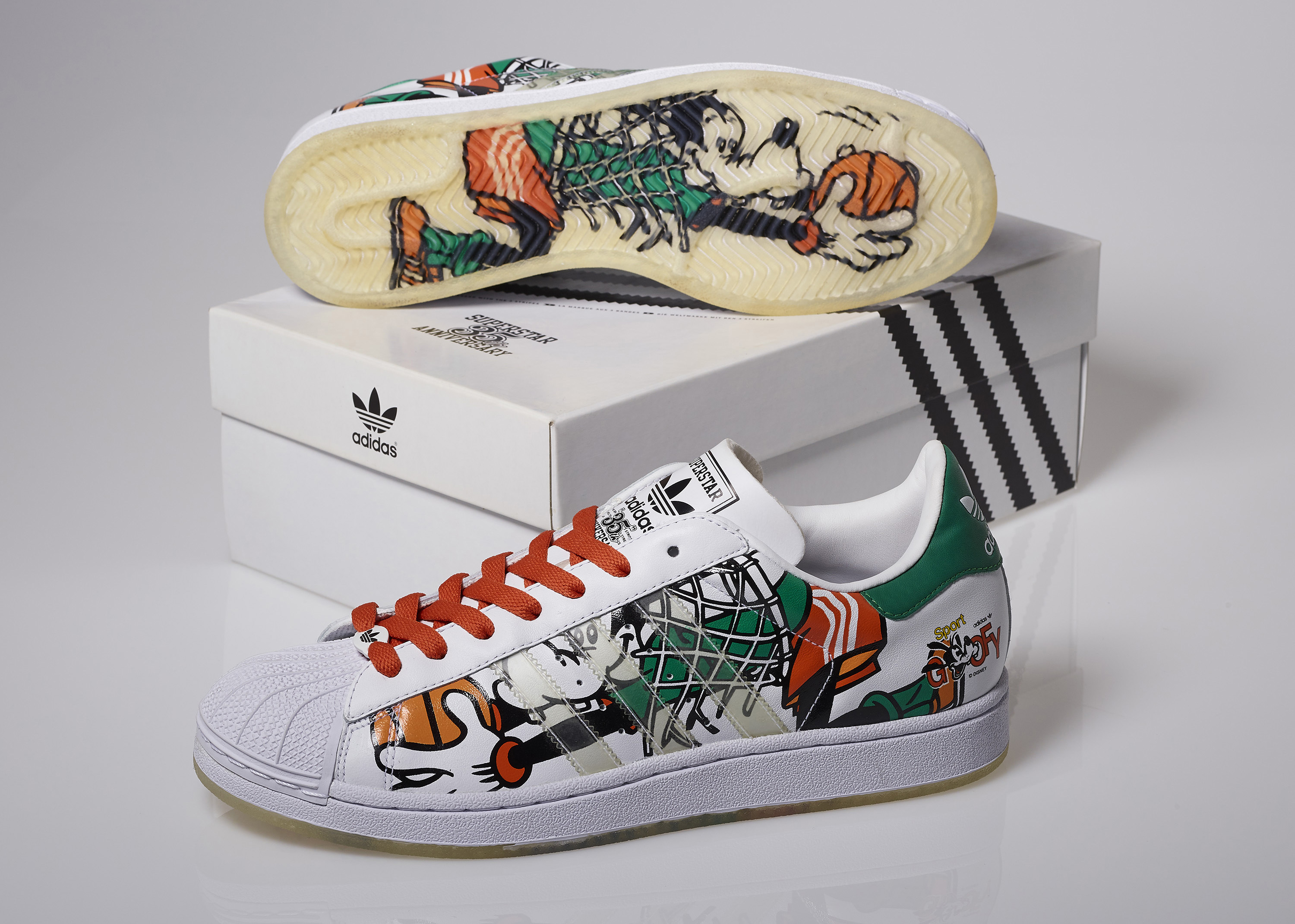 Detail Adidas Superstar Graffiti Nomer 57