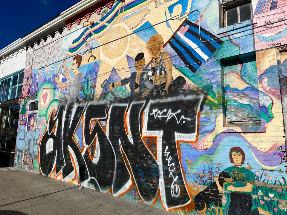 Detail Aids Graffiti Nomer 13