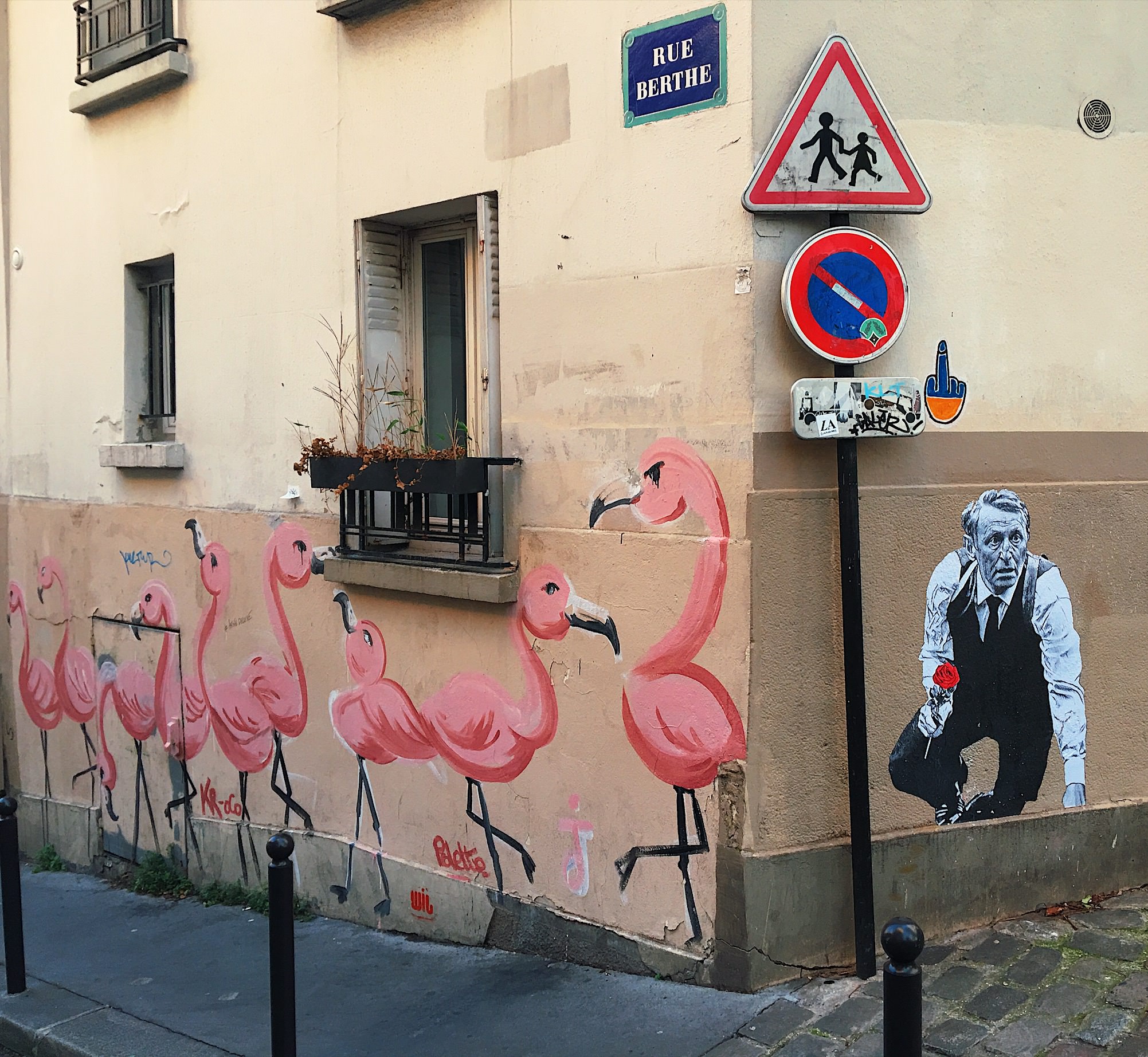 Detail All One Graffiti Paris Nomer 17