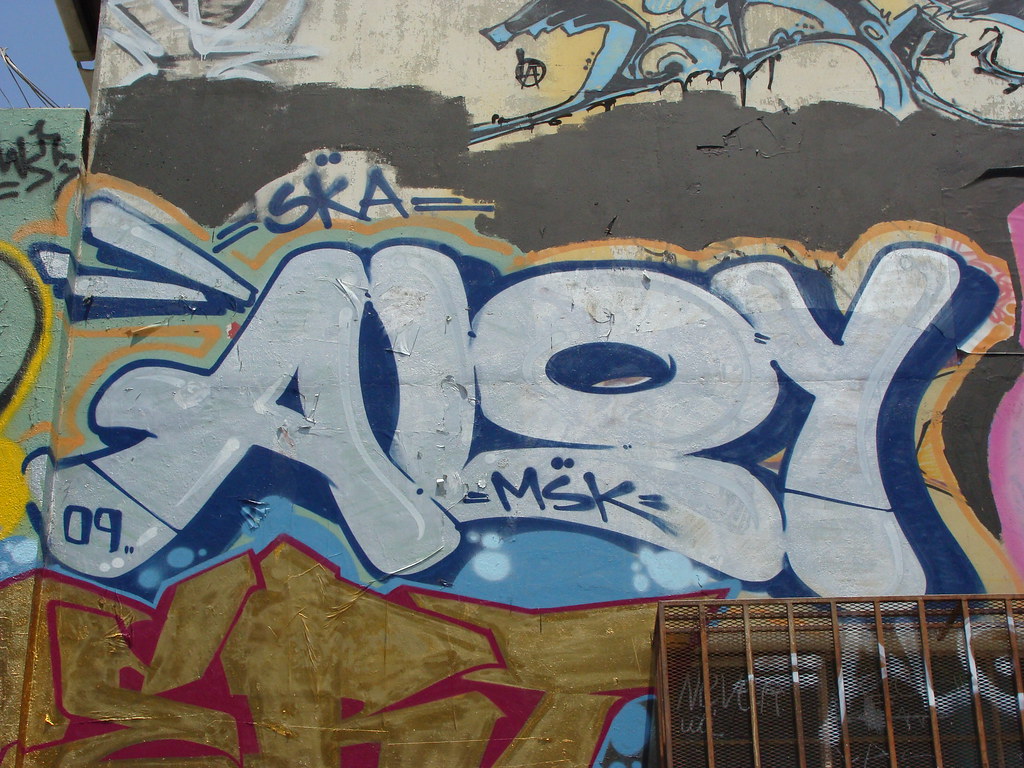 Detail Aloy Graffiti Nomer 7