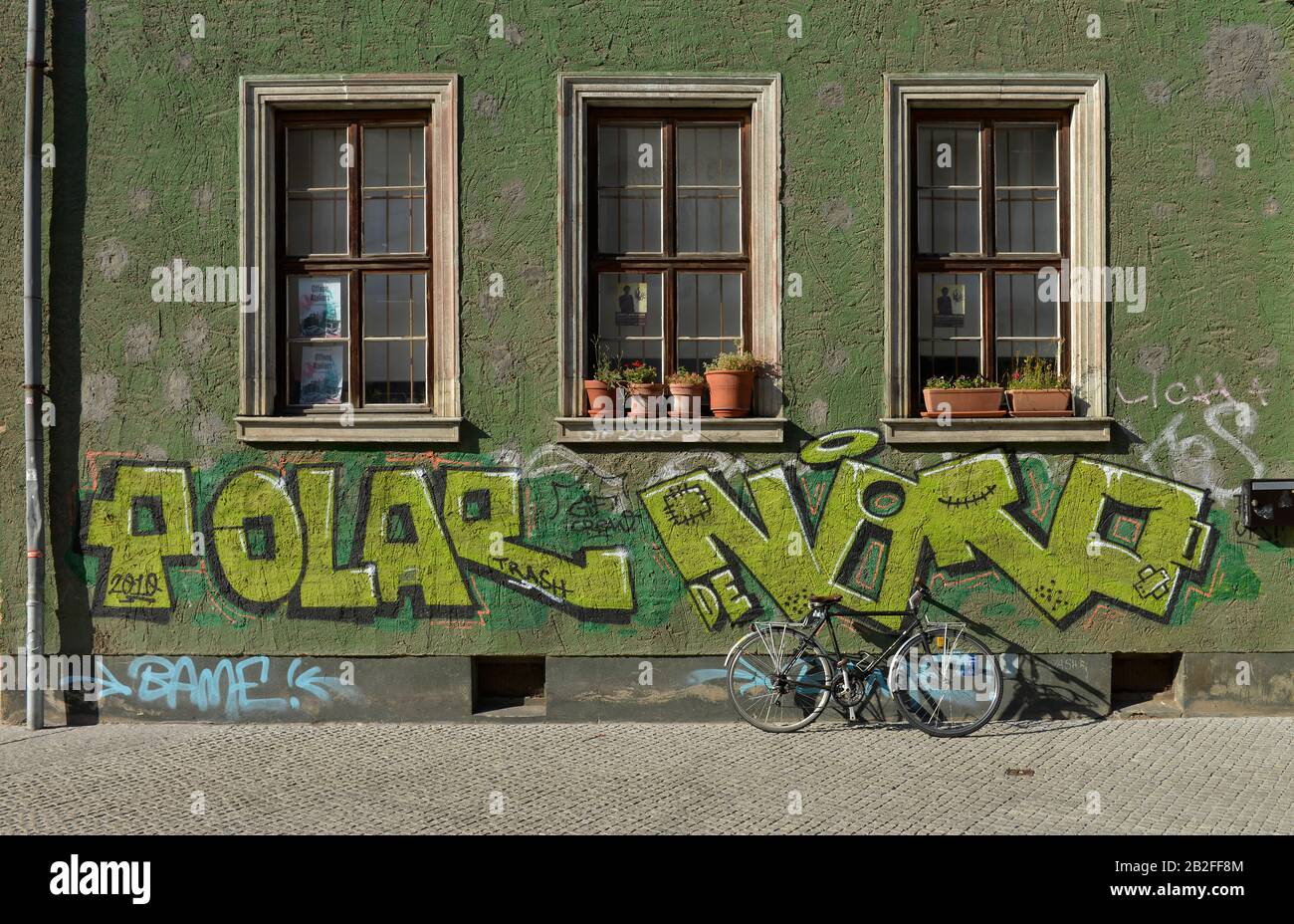 Detail Alter Graffiti Nomer 2