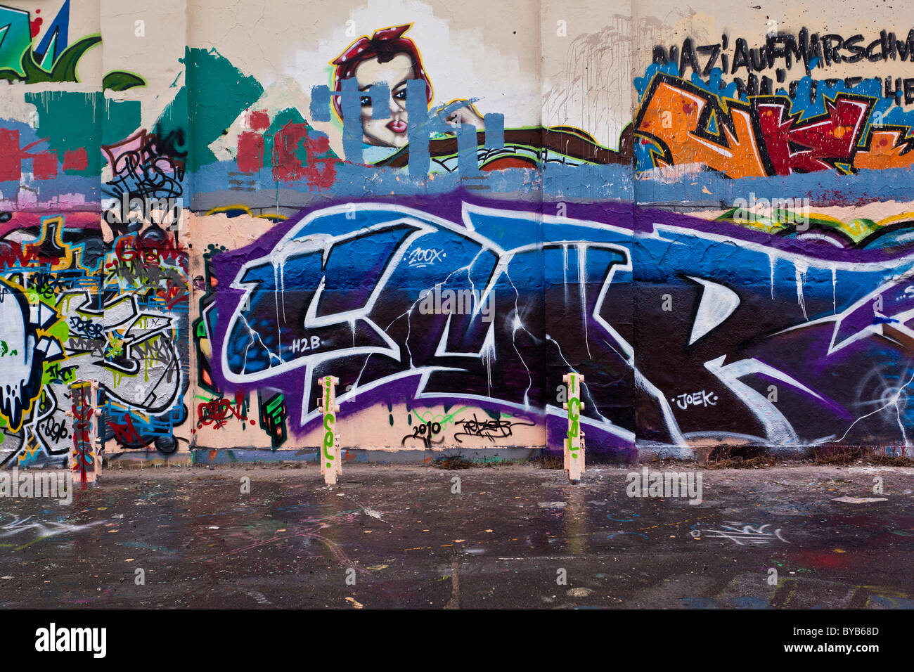 Detail Alter Graffiti Nomer 8