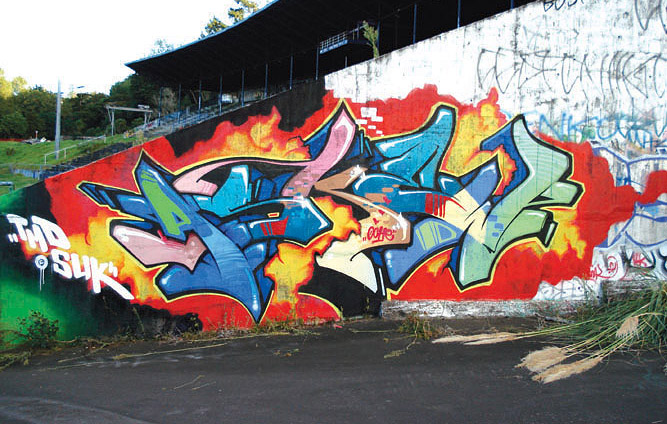 Detail Askew Graffiti Nomer 44