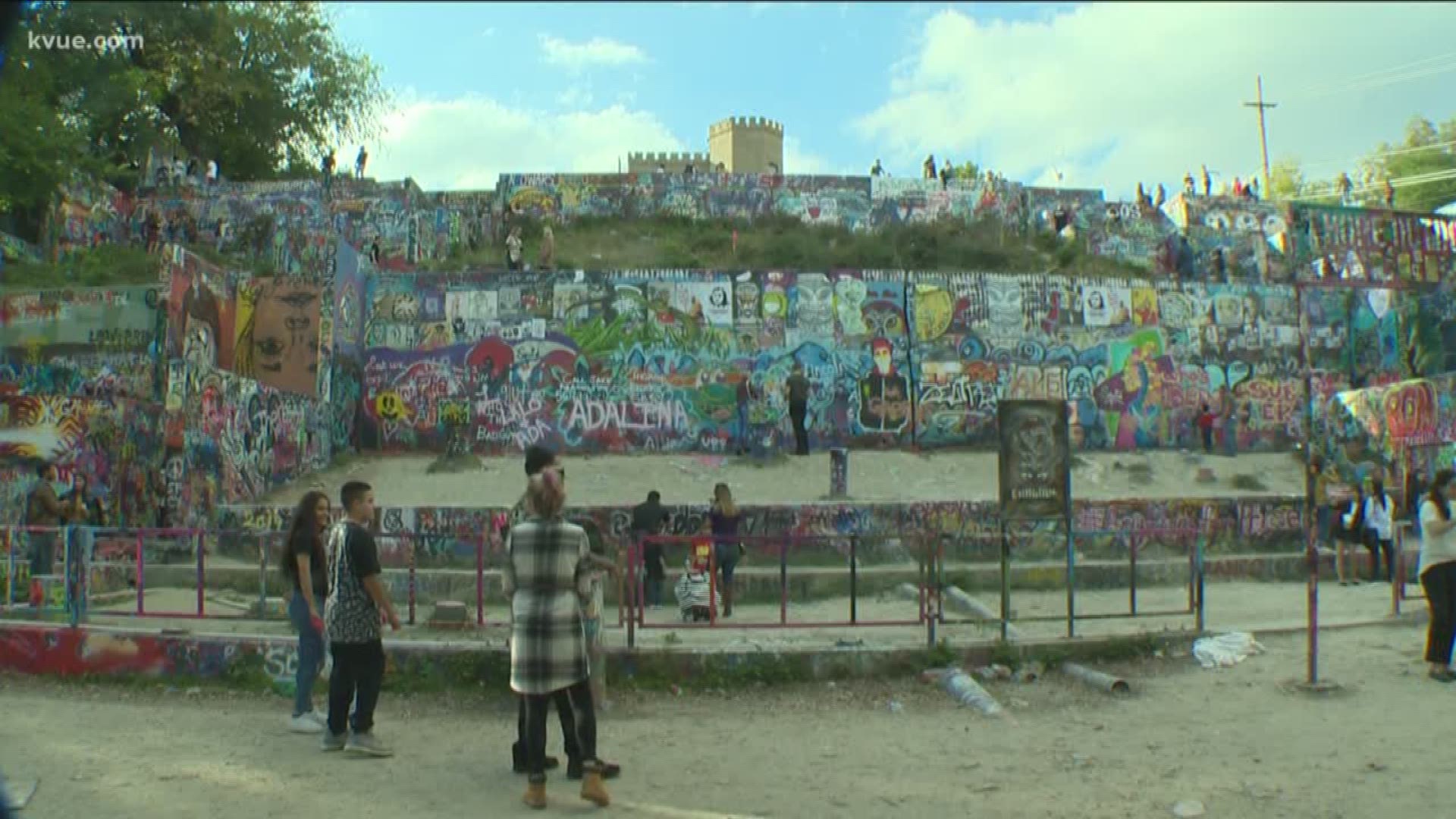 Detail Austin Graffiti Nomer 18