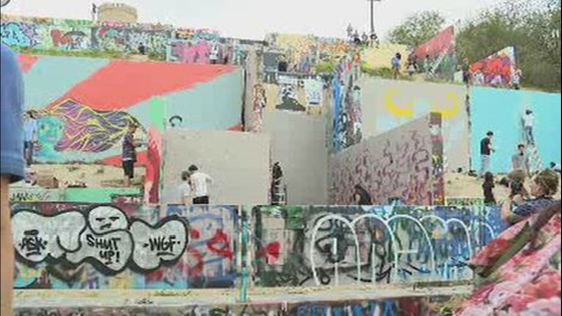 Detail Austin Graffiti Nomer 39
