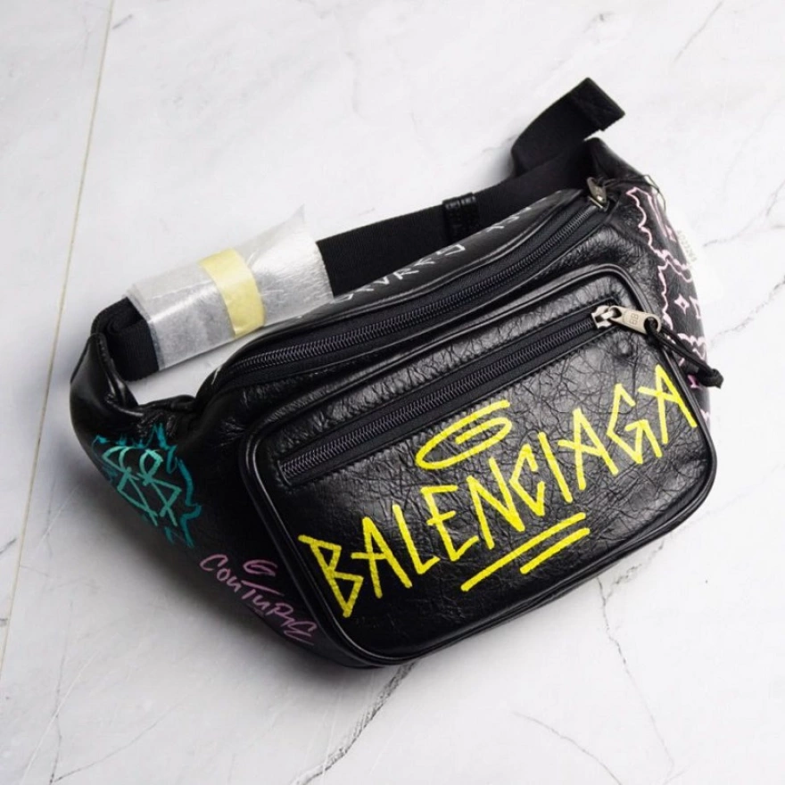 Detail Balenciaga Graffiti Bag Gigi Nomer 42