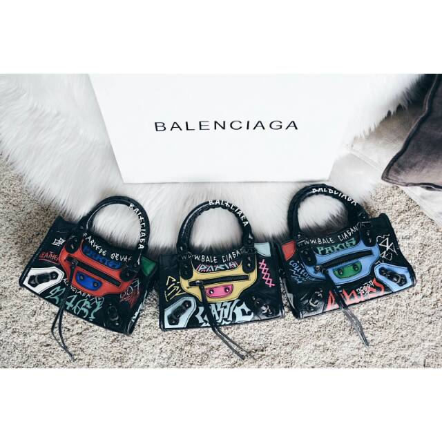 Detail Balenciaga Graffiti Bag Harga Nomer 30