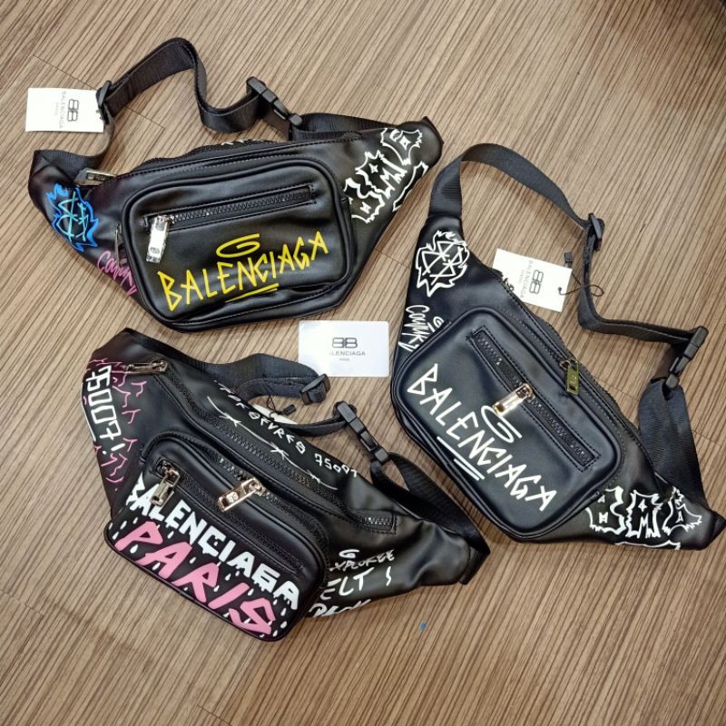 Detail Balenciaga Graffiti Bum Bag Nomer 39