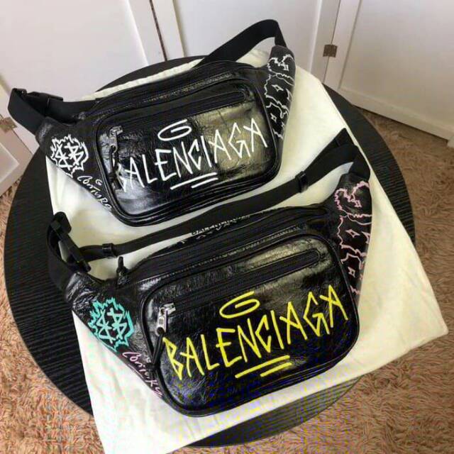 Detail Balenciaga Graffiti Bum Bag Nomer 41