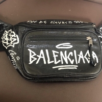 Detail Balenciaga Graffiti Bum Bag Nomer 51