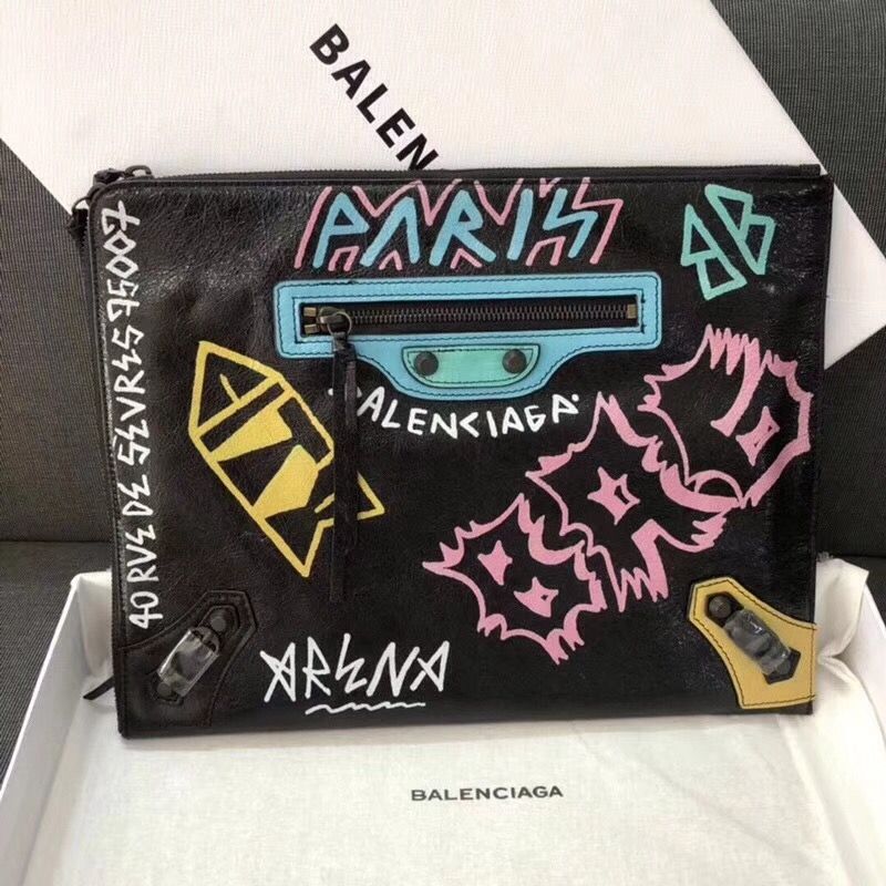 Detail Balenciaga Graffiti Clutch Nomer 44