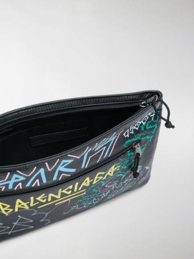 Detail Balenciaga Graffiti Pouch Bag Nomer 49