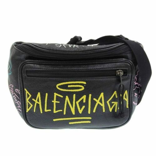 Detail Balenciaga Graffiti Pouch Bag Nomer 7