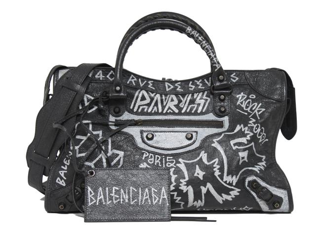 Detail Balenciaga Graffiti Ring Nomer 11