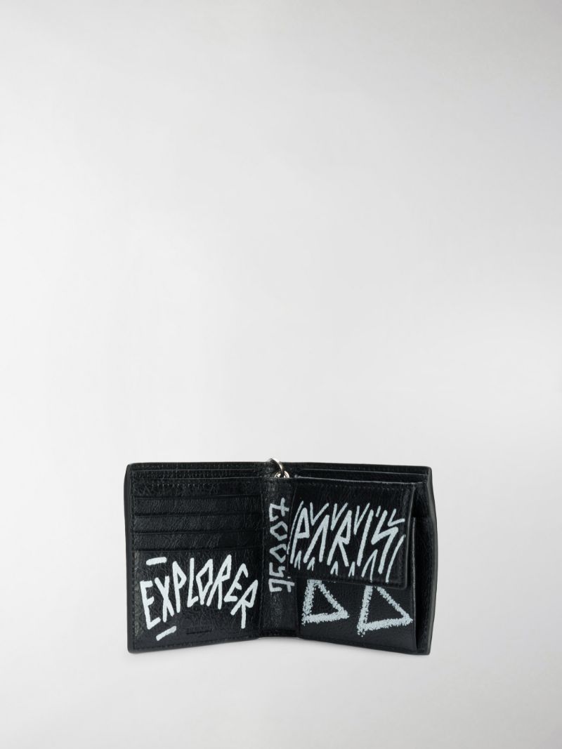 Detail Balenciaga Graffiti Wallet On Chain Nomer 37