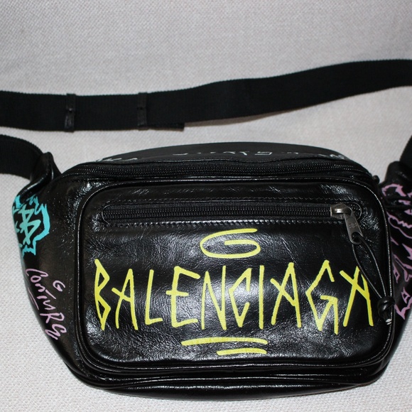 Detail Balenciaga Waist Bag Graffiti Harga Nomer 4