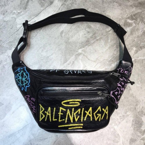 Detail Balenciaga Waist Bag Graffiti Harga Nomer 6