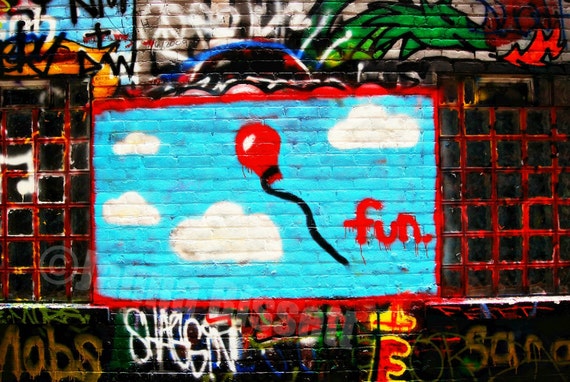 Detail Balloon Graffiti Nomer 52